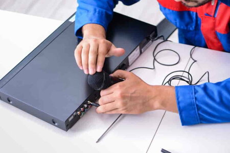 Electronics Repairs Companies Listings